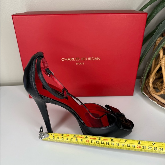 Charles Jourdan Paris Black Leather Ankle Strap Peep Toe Heels Bow Detail 8.5M - Picture 7 of 13